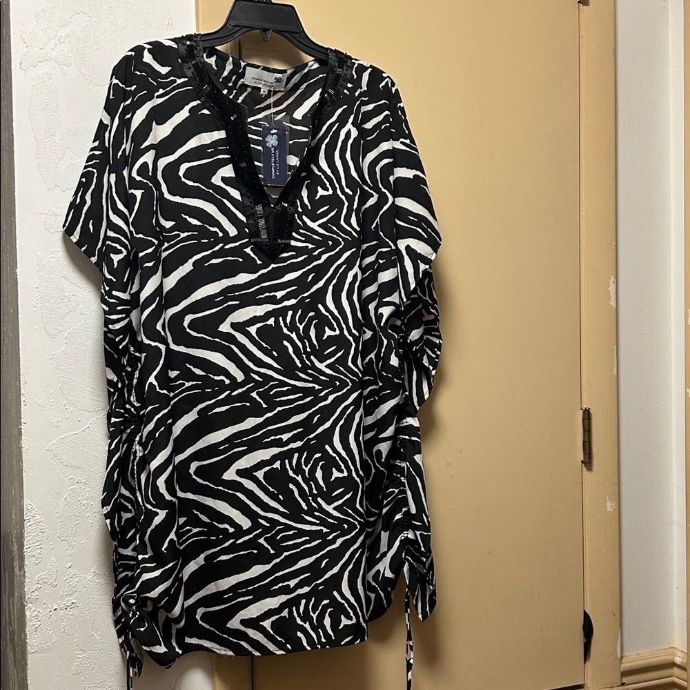 NWT Completely Me by Liz Lange Zebra Print Blouse with an Embellished V-Neckline